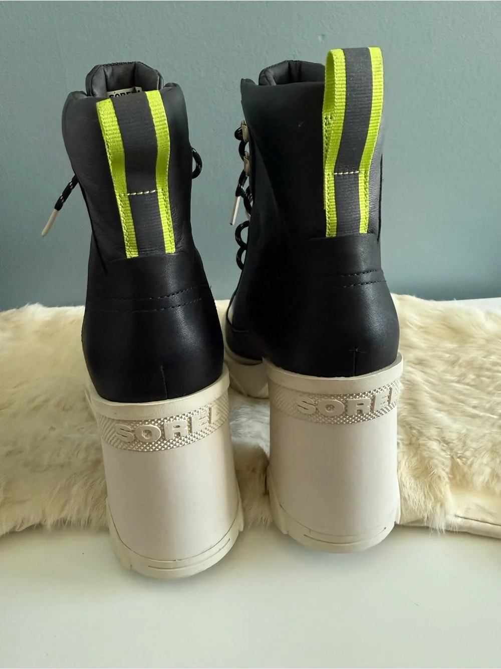 Sorel Women's Brex Heel Cozy Lace Boots